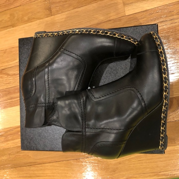 Chanel wedge booties - Picture 3 of 8